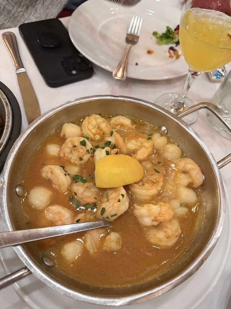 Garlicky Shrimp That Steals The Show Garlicky Shrimp That Steals The Show