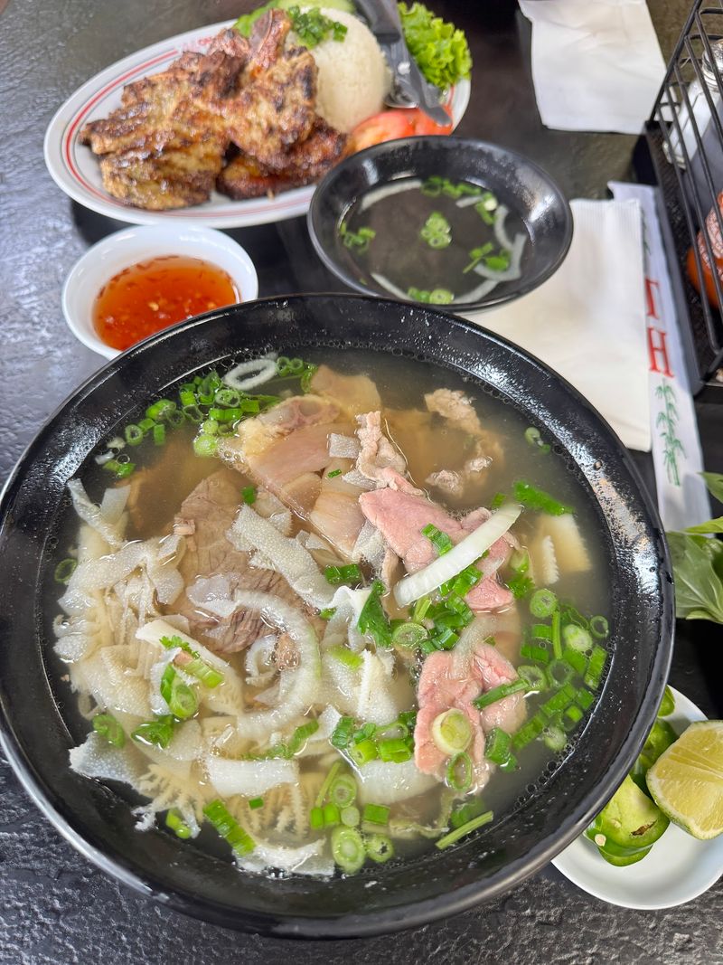 Generous Meat and the Legendary Oxtail Generous Meat and the Legendary Oxtail