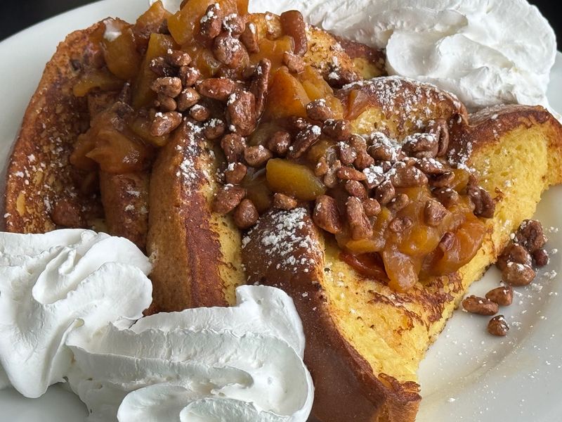 Georgia Peach French Toast, Sweet but Balanced