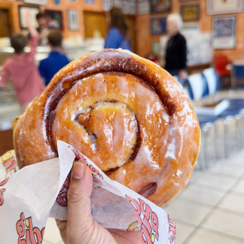 Gibson's Donuts, Memphis, TN