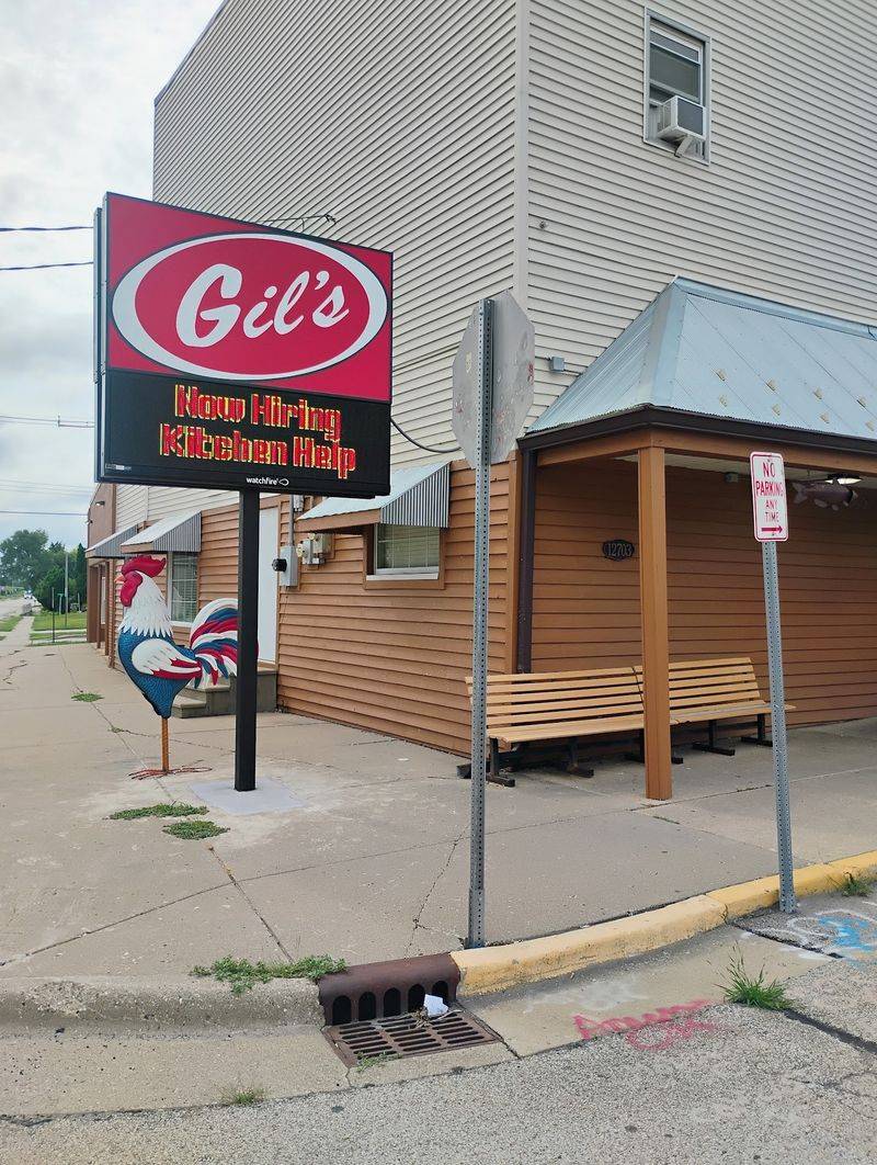 Gil's Supper Club, Hanna City, IL