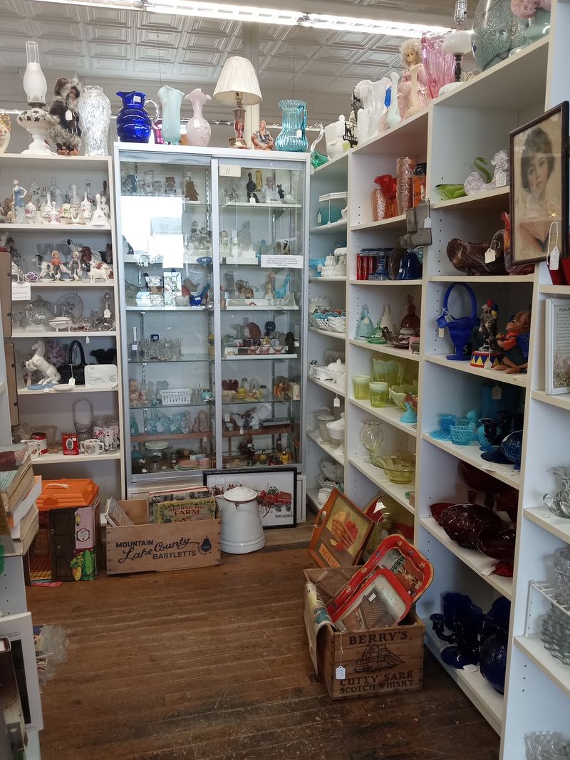 Glassware, Jewelry, And Timeless Treasures