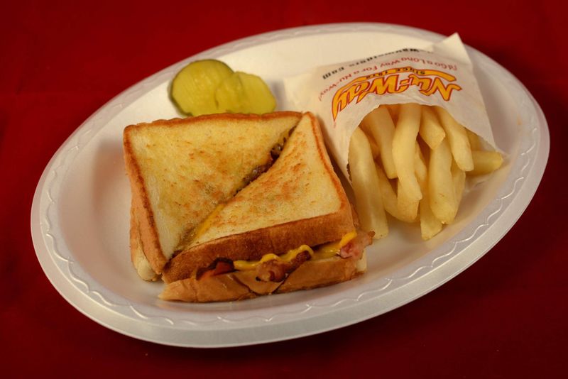 Golden Fries and the Onion Ring Sidekick Golden Fries and the Onion Ring Sidekick