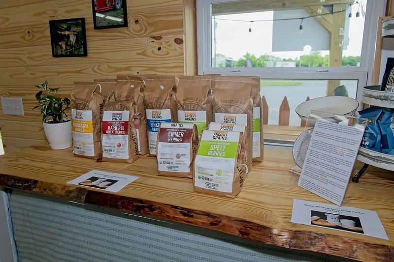 Grains, Flours, and Milling on the Spot