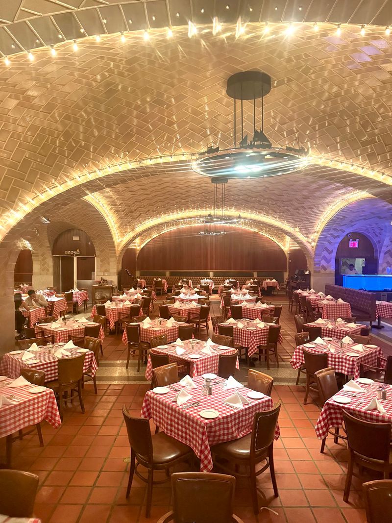 Grand Central Oyster Bar, New York City, NY Grand Central Oyster Bar, New York City, NY