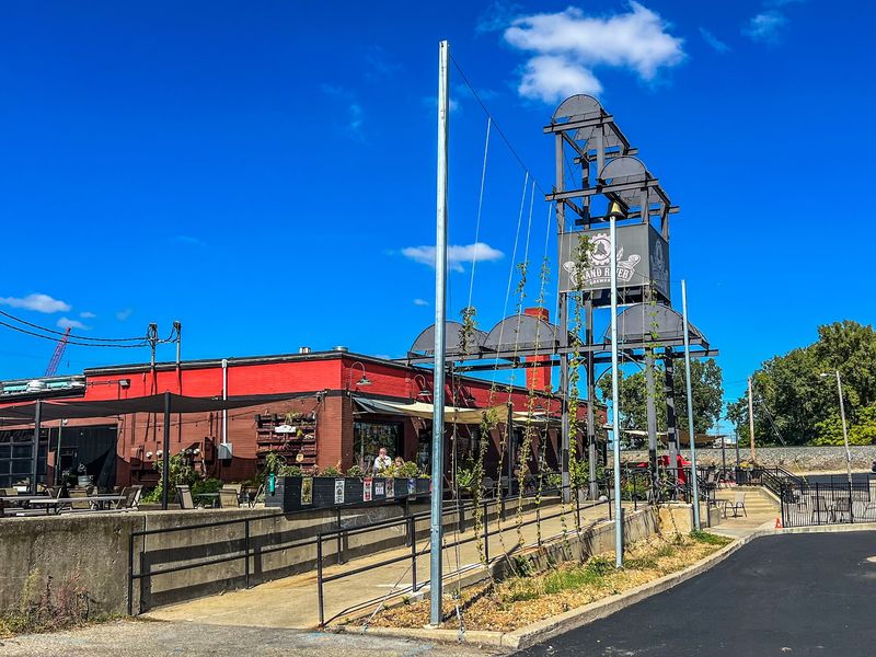 Grand River Brewery Smokehouse, Jackson, Michigan