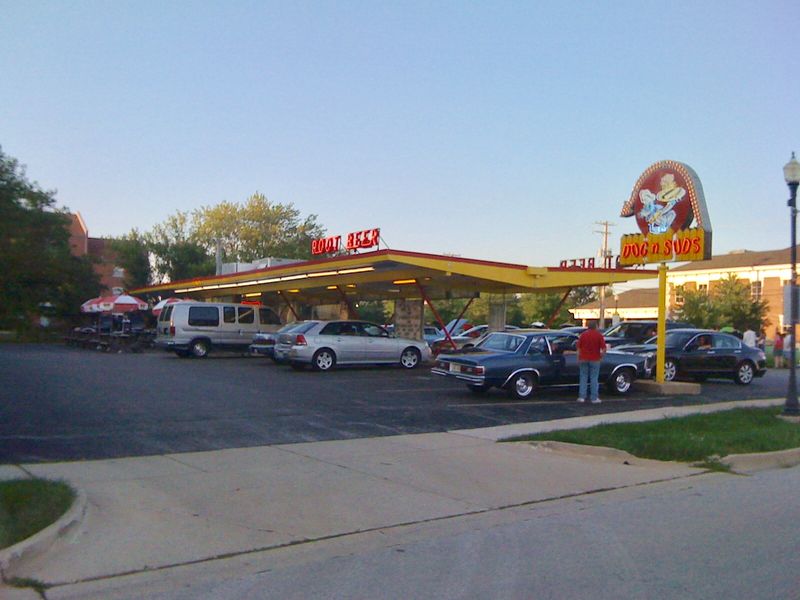 Grayslake Dog n Suds Drive-In, Grayslake, IL
