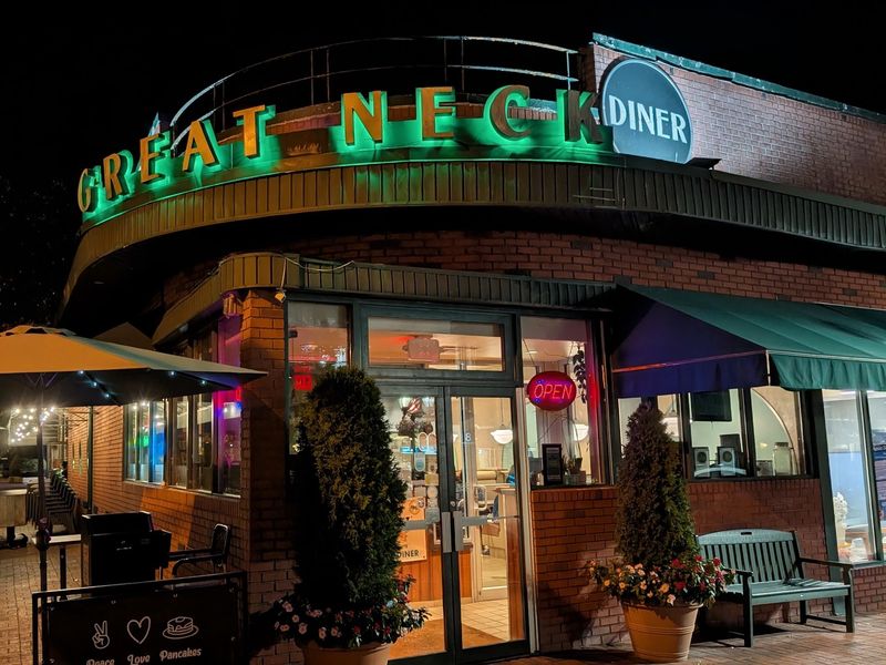 Great Neck Diner, Great Neck, NY
