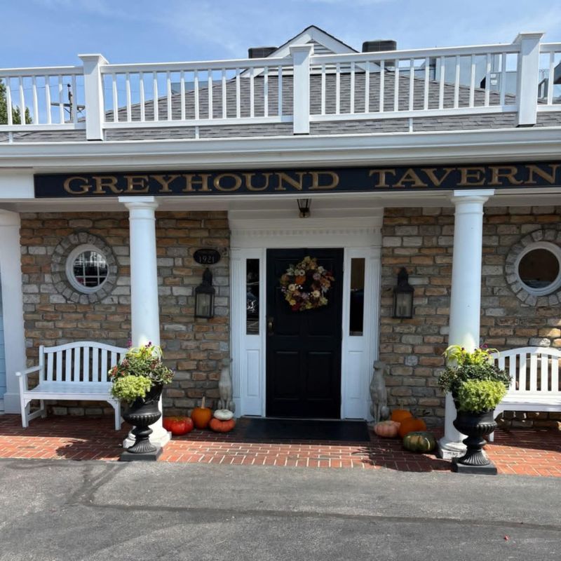 Greyhound Tavern, Fort Mitchell, KY