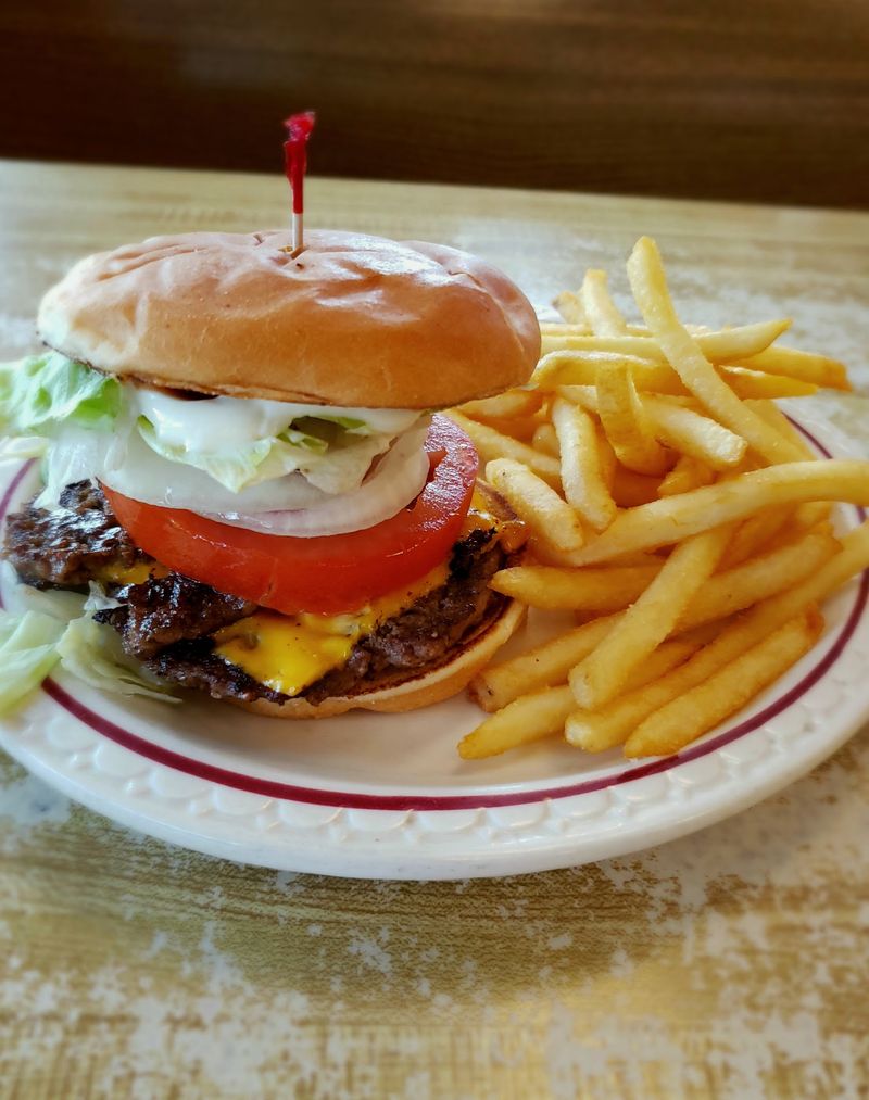 Griddle-Fried Burgers Worth The Trip Griddle-Fried Burgers Worth The Trip