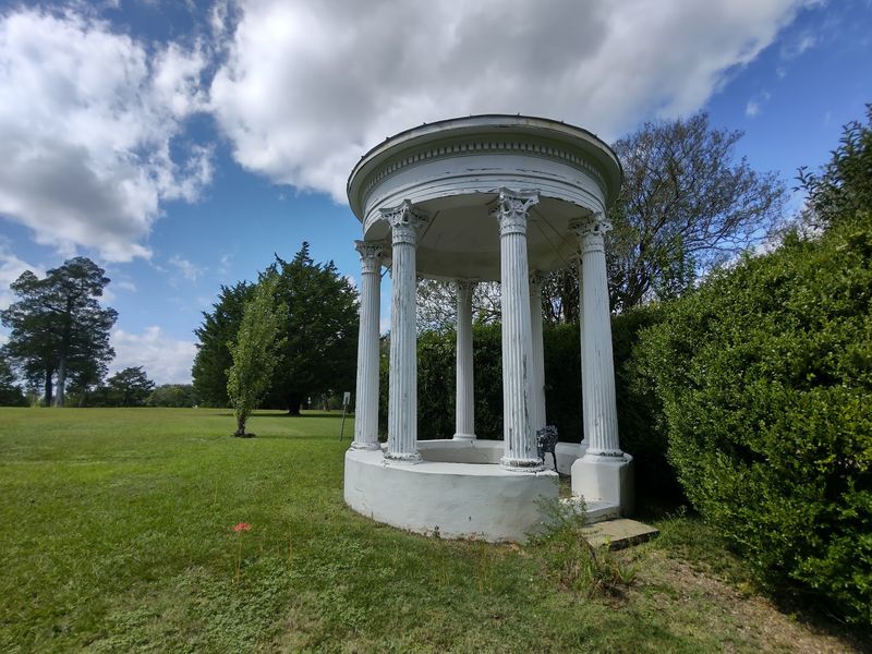 Grounds Worth a Slow Stroll