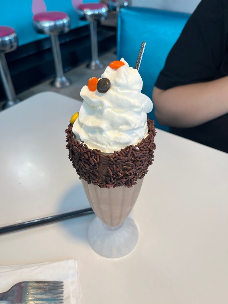 Hand-Dipped Milkshakes Worth The Trip Hand-Dipped Milkshakes Worth The Trip