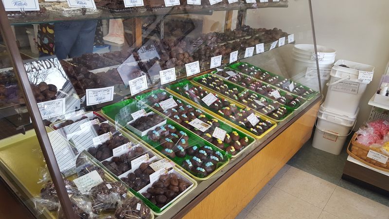 Handmade Chocolates Made the Old Way Handmade Chocolates Made the Old Way