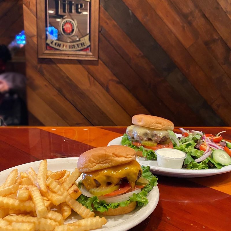 Happy Hour and Daily Deals Happy Hour and Daily Deals