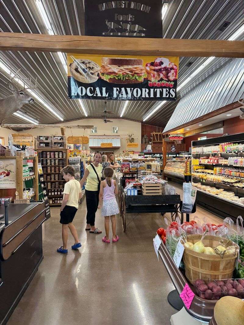 Harvest Moon Deli & Market, Rochester, IN