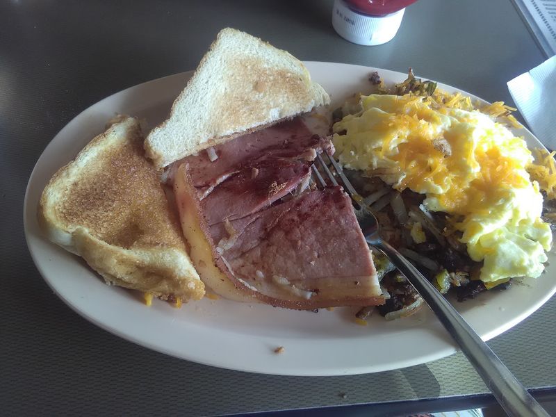 Hash Browns and the Skillet Everyone Orders Hash Browns and the Skillet Everyone Orders