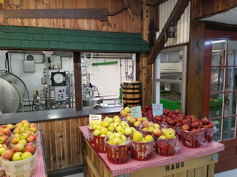 Haus Cider Mill, Canfield, OH