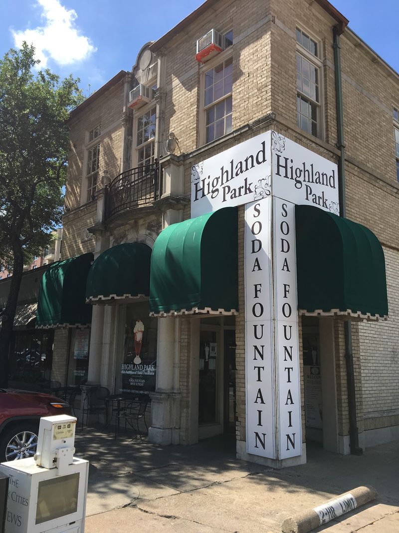 Highland Park Soda Fountain, Dallas, Texas Highland Park Soda Fountain, Dallas, Texas