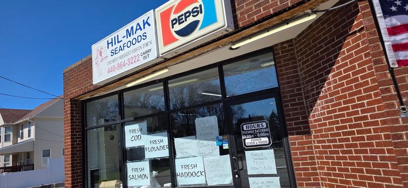 Hil-Mak Seafoods Fish Market, Ashtabula, OH
