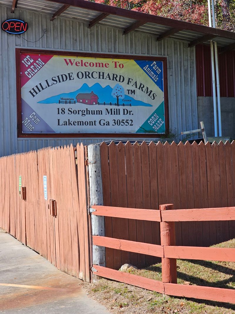 Hillside Orchard Farms, Lakemont, GA Hillside Orchard Farms, Lakemont, GA