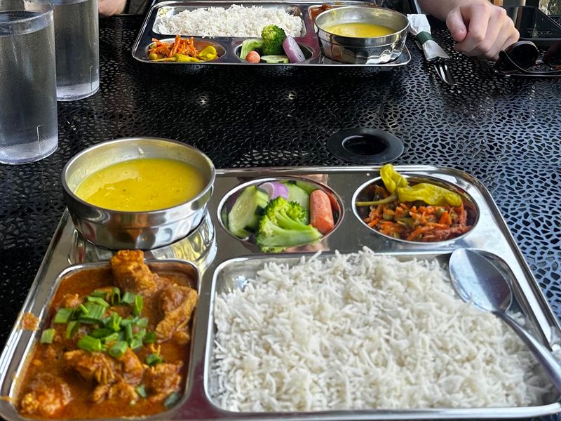 Himalayan Plates That Steal The Show Himalayan Plates That Steal The Show