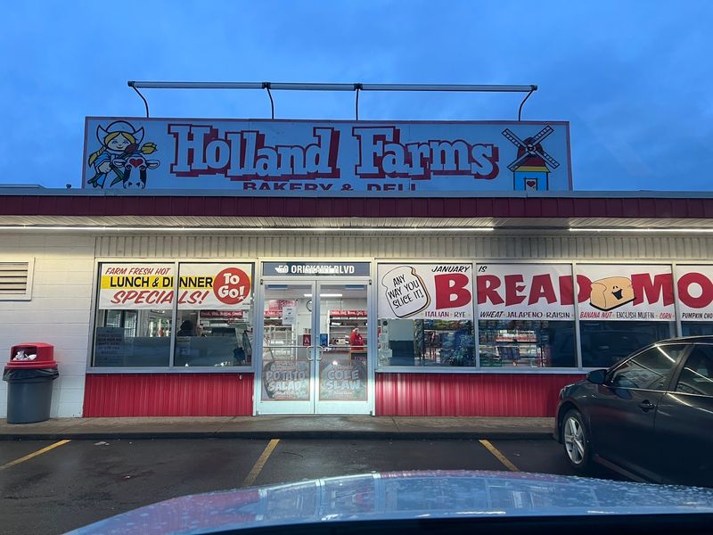 Holland Farms Bakery & Deli - Yorkville, Yorkville, NY Holland Farms Bakery & Deli - Yorkville, Yorkville, NY