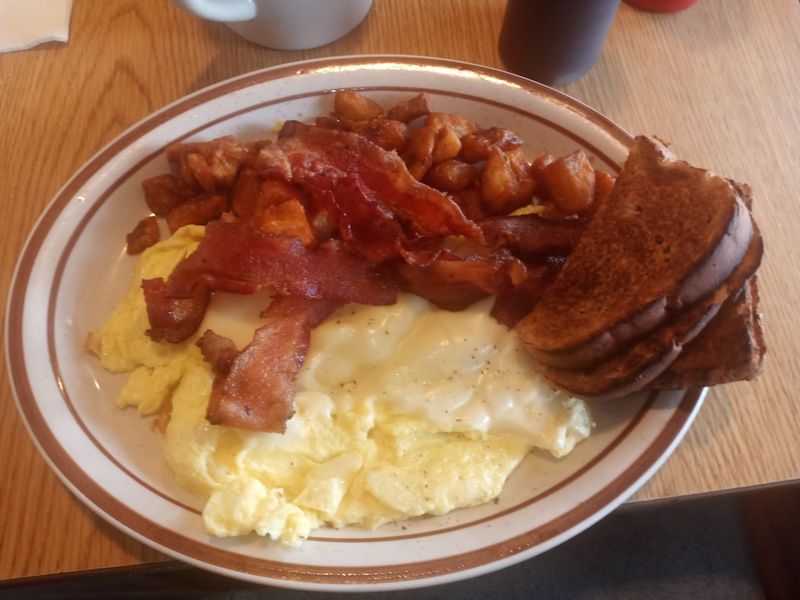Home Fries, Bacon, And The Breakfast Supporting Cast