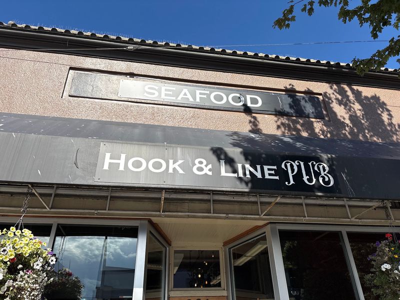 Hook & Line Pub, Port Angeles, WA
