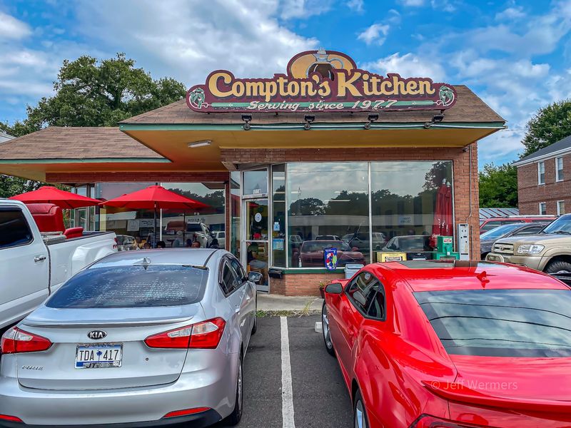 Hospitality That Remembers Your Order