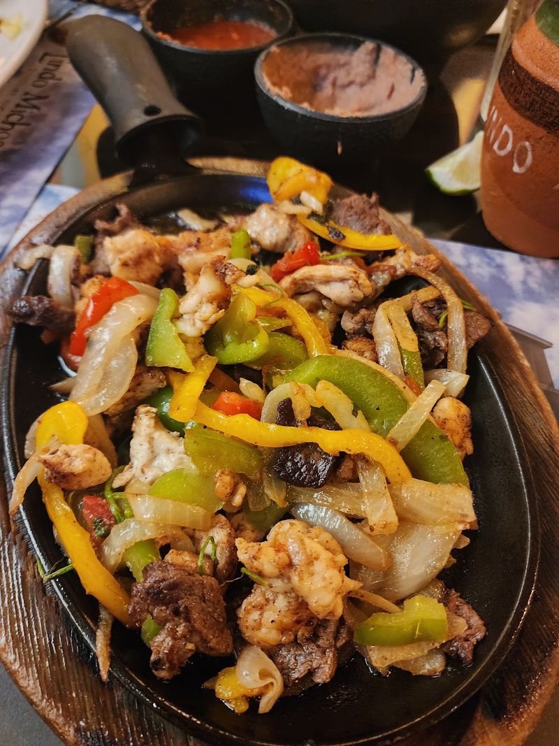 Hours, Happy Hour, and Lunch Deals Hours, Happy Hour, and Lunch Deals