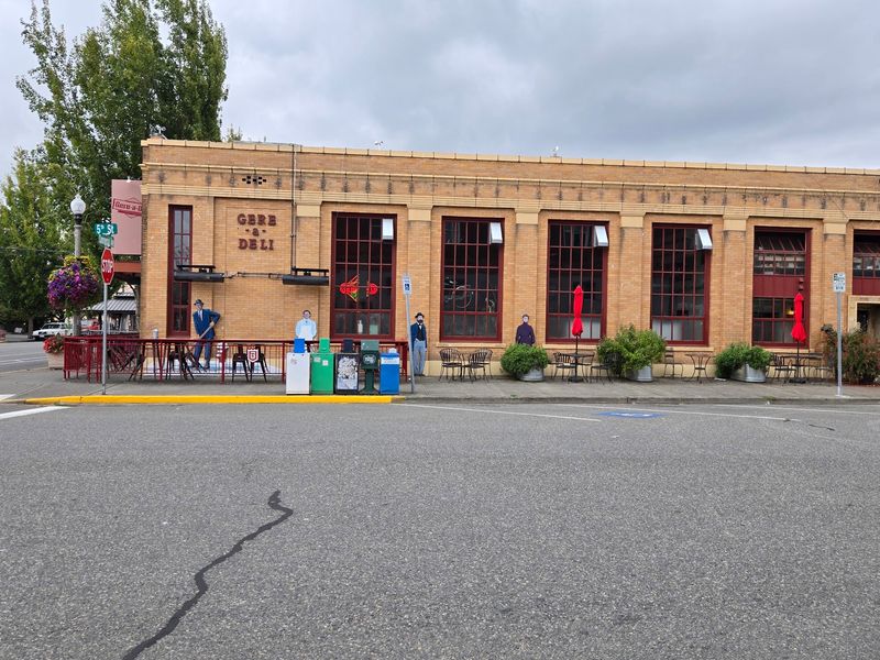 Hours, Location, And Planning Your Stop