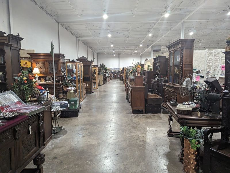 Hours, Parking, And Planning Your Visit