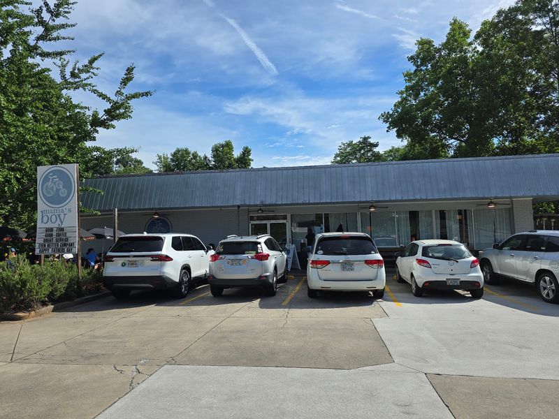 Hours, Parking, and Beating the Wait