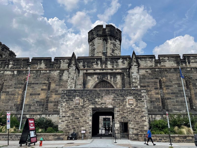 Hours, Tickets, and Parking Tips Hours, Tickets, and Parking Tips