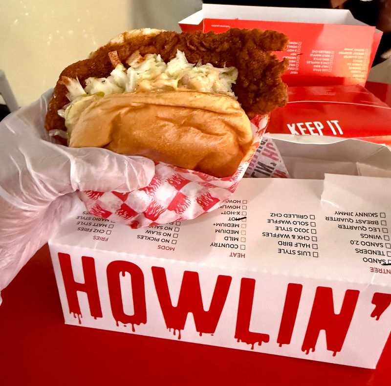 Howlin' Ray's Hot Chicken - Chinatown, Los Angeles, CA