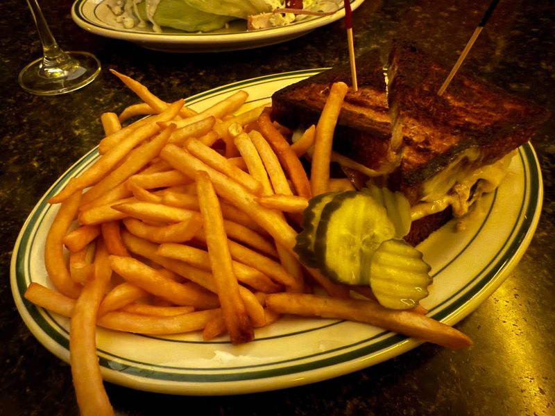 Hudson Diner, Hudson, NY Hudson Diner, Hudson, NY