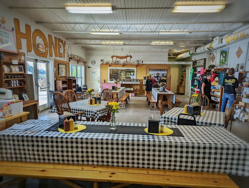 Inside the Farm Market Store Inside the Farm Market Store