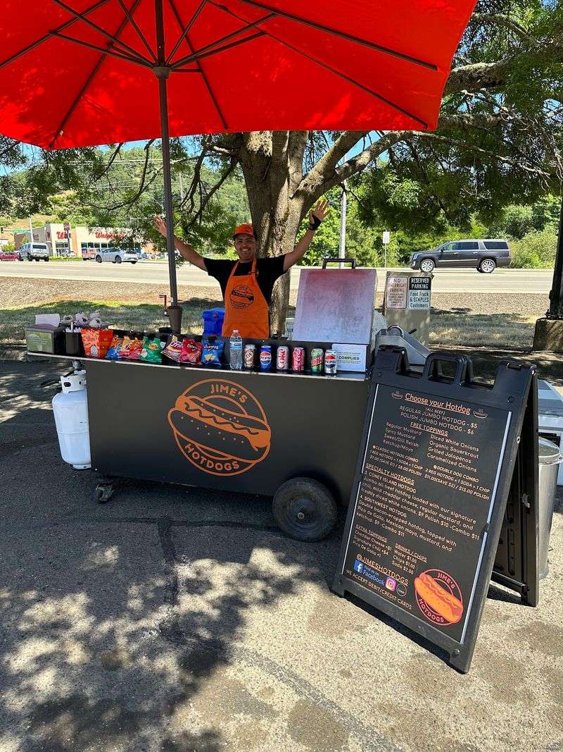 Jime's Hotdogs - Hot dog Cart, Roseburg, OR