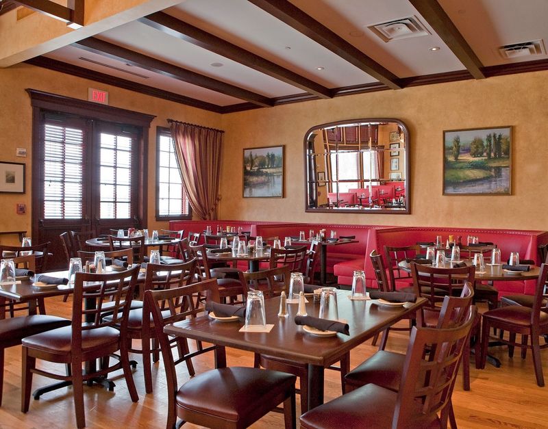 Johnny's Supper Club, Elgin, IL