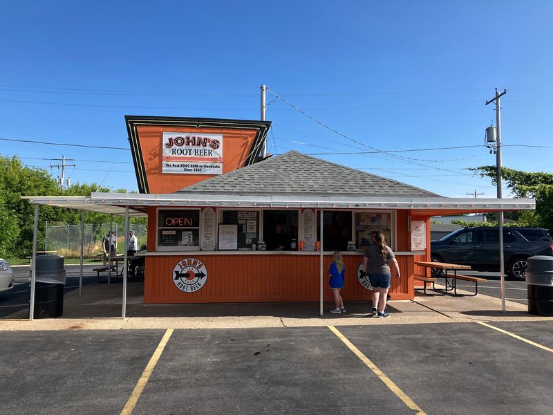 John's Drive-In, Waukesha, WI