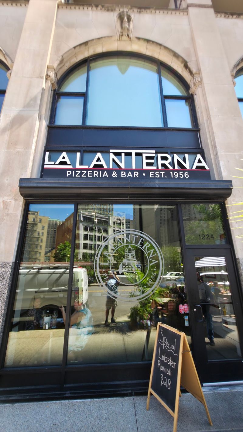La Lanterna, Detroit, MI