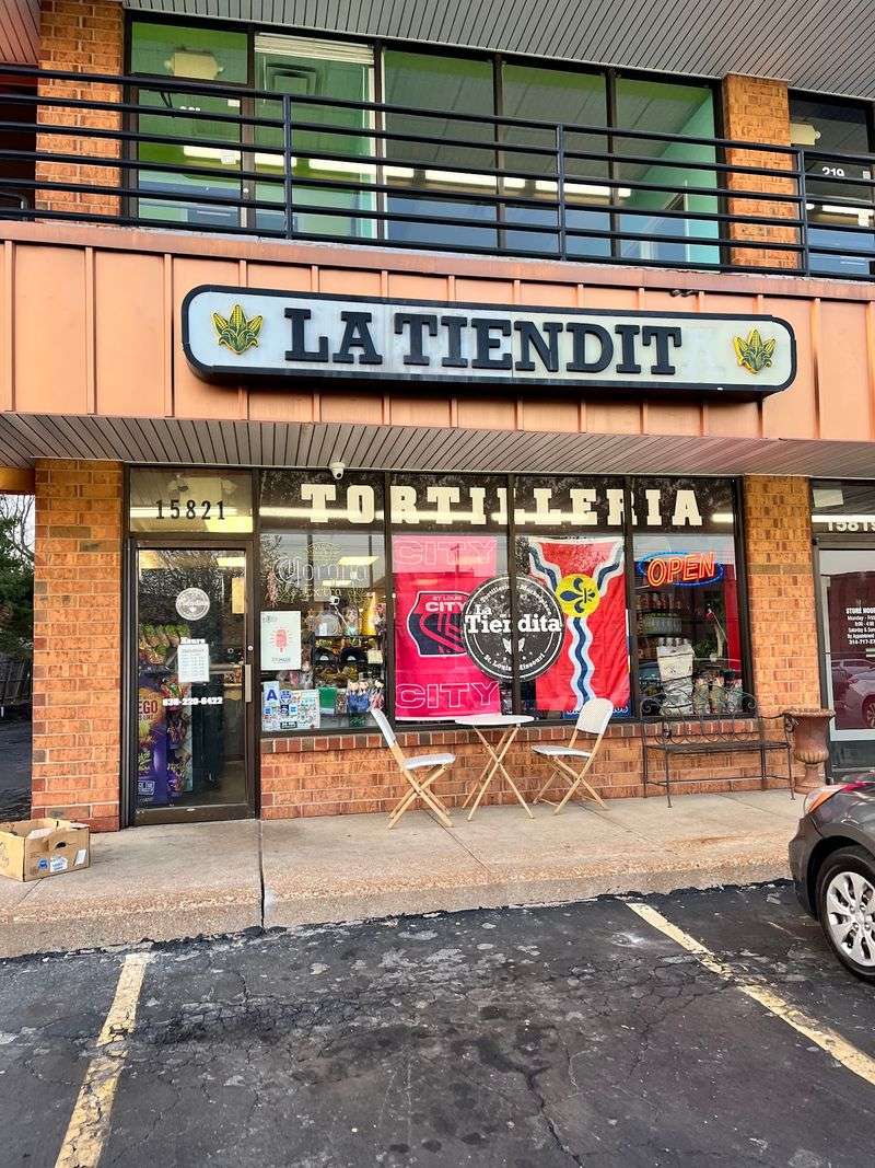 La Tiendita: Tortillería and Marketplace, Ellisville, MO