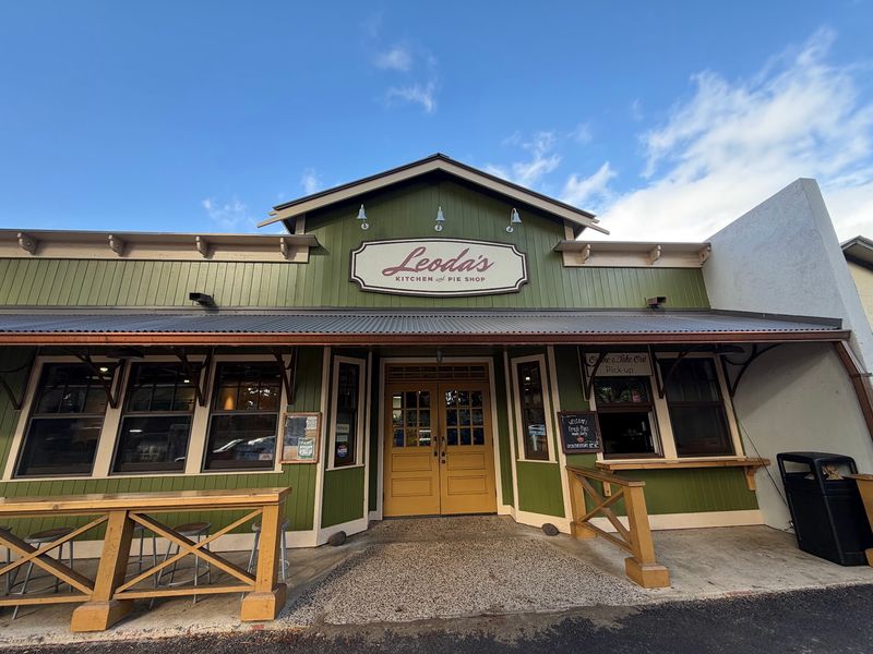Leoda's Kitchen and Pie Shop, Lahaina, HI