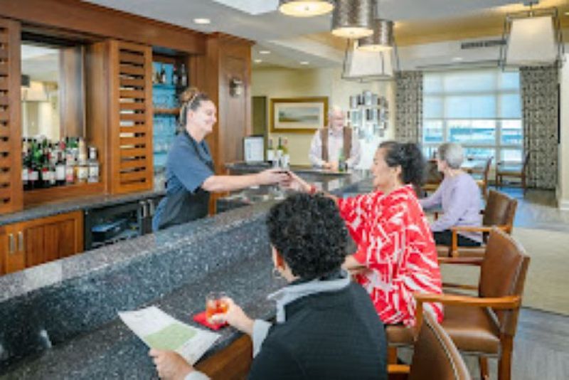 Life Aboard a Landlocked Cruise