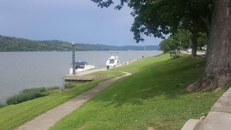 Life on the Southern Bank of the Ohio