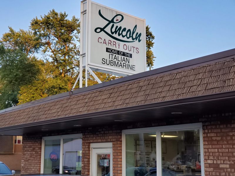 Lincoln Carry Outs, Hobart, IN