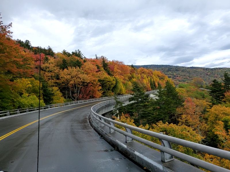 Linn Cove Viaduct, Newland, NC Linn Cove Viaduct, Newland, NC