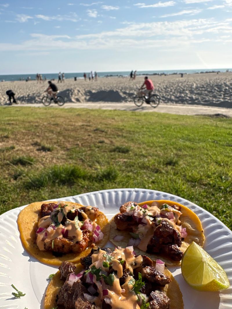 Lit Burritos, Venice, CA Lit Burritos, Venice, CA