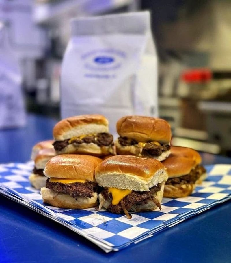 Little Burgers With a Big Fan Club
