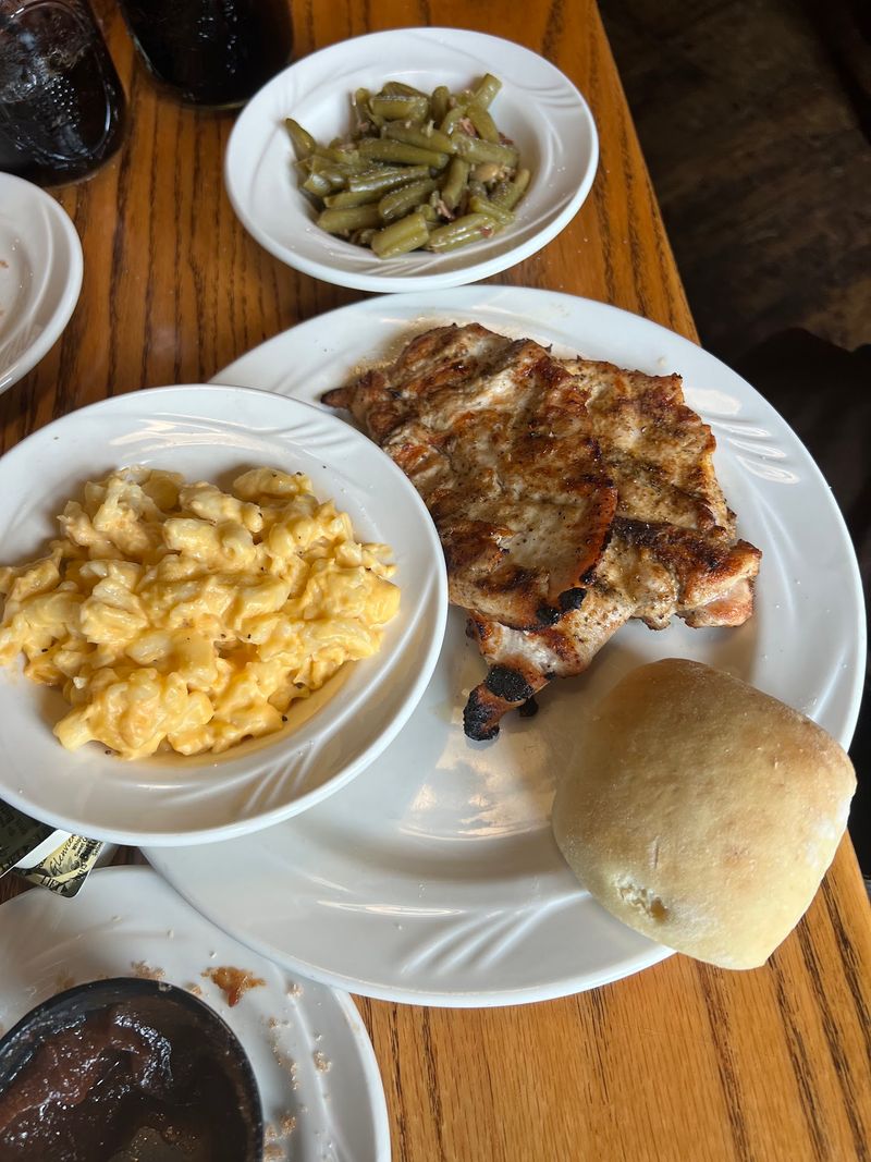 Little Gem Restaurant, Nashville, IN